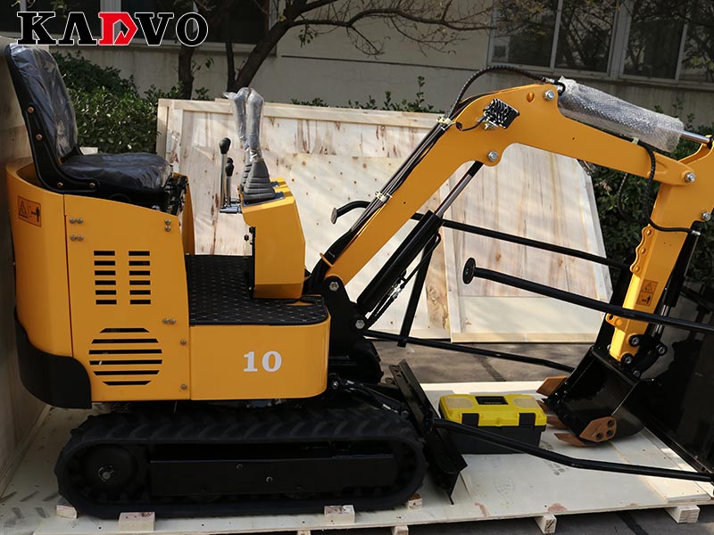 凱迪沃重工KV12小型挖掘機出口東盟地區